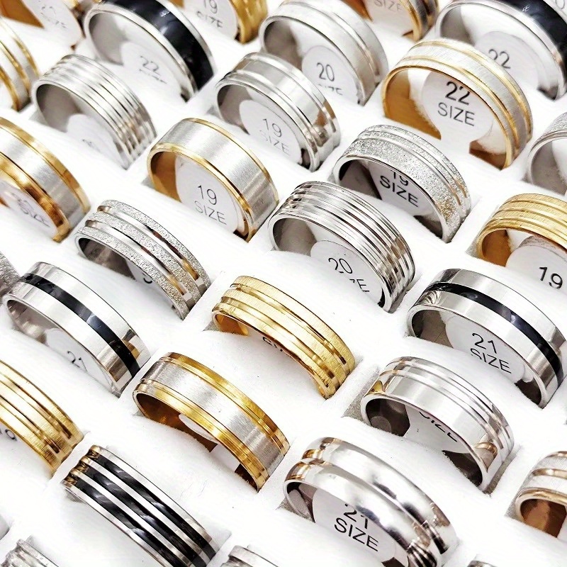 30pcs Women's Fashion Stacked Ring Set, Silvery & Golden